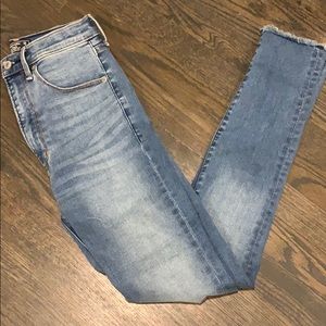 Abercrombie Ultra High Rise Super Skinny Jean